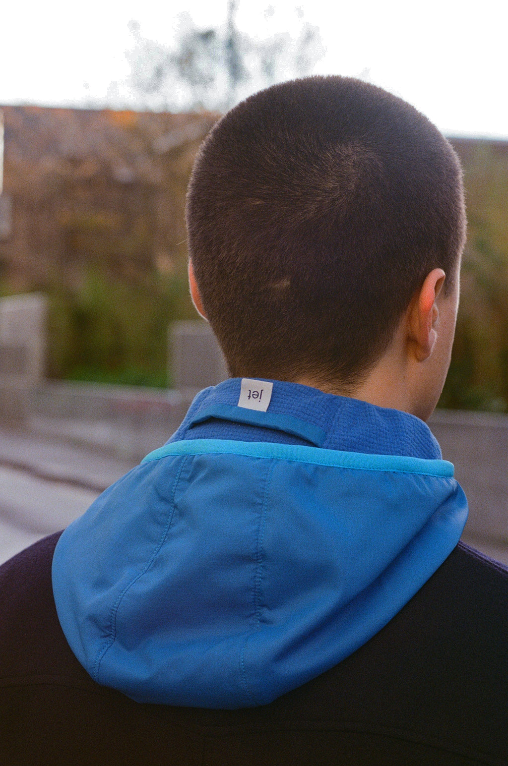 Tie Hood